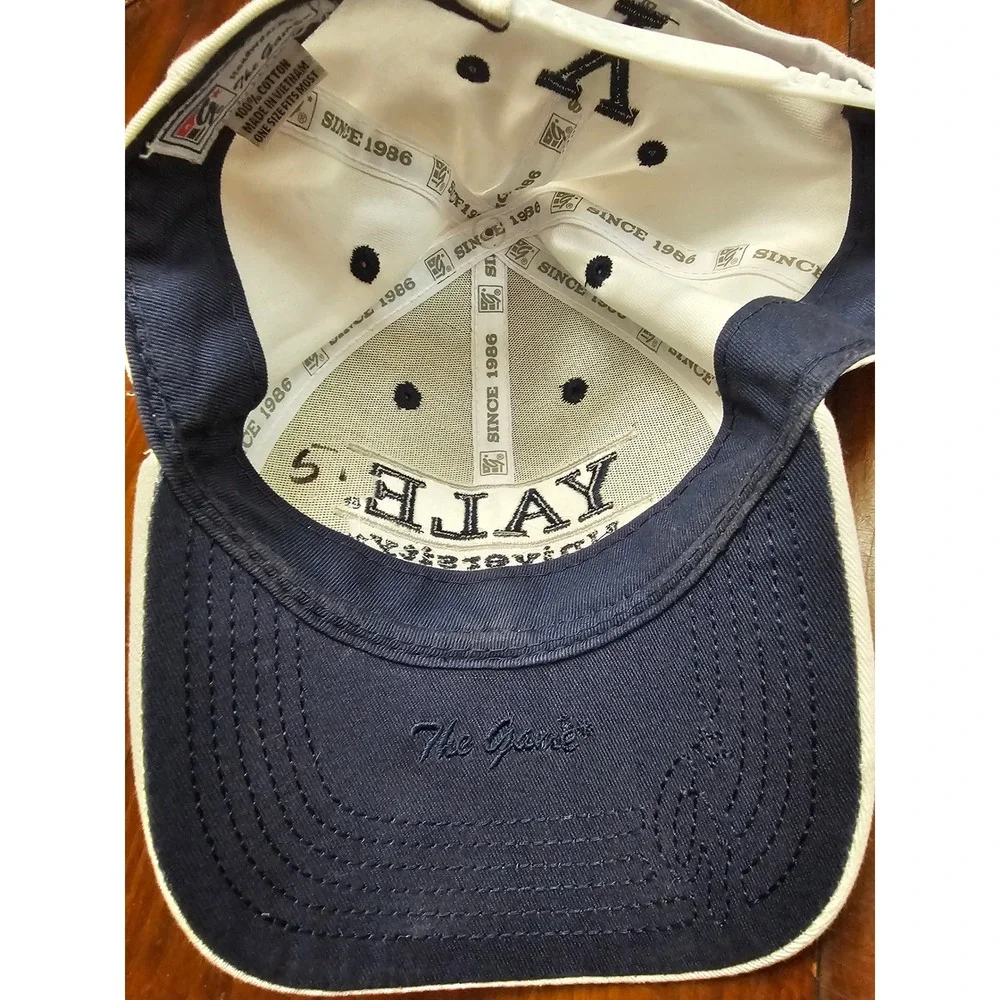 Vintage The Game Yale University Snapback Hat White Navy Blue Mens